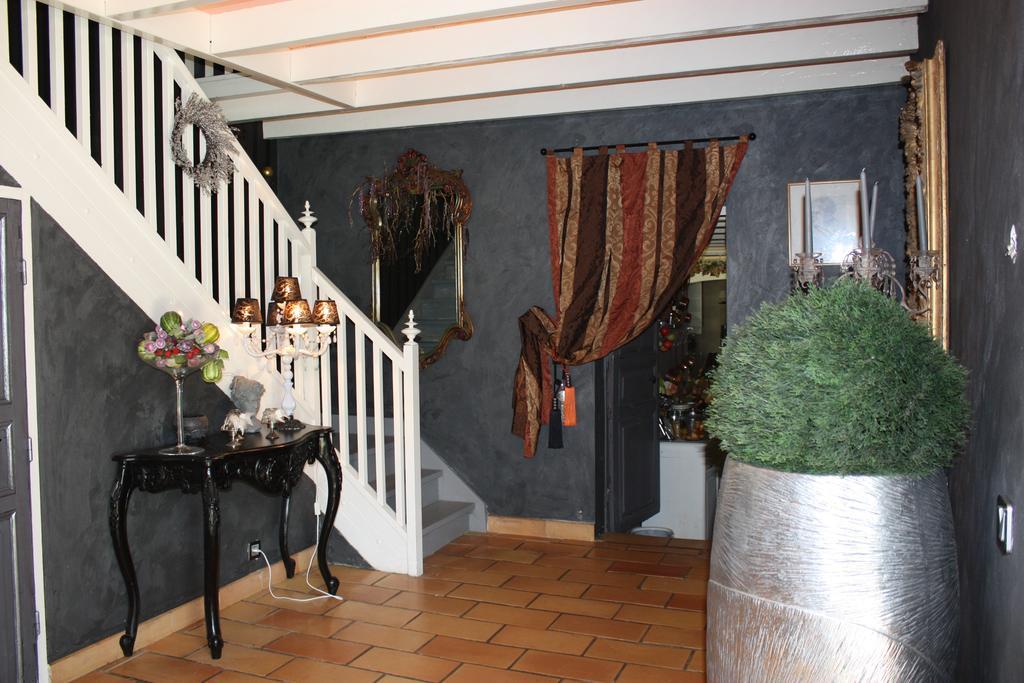 Le Domaine De La Lezardiere B&B Espiet Екстериор снимка