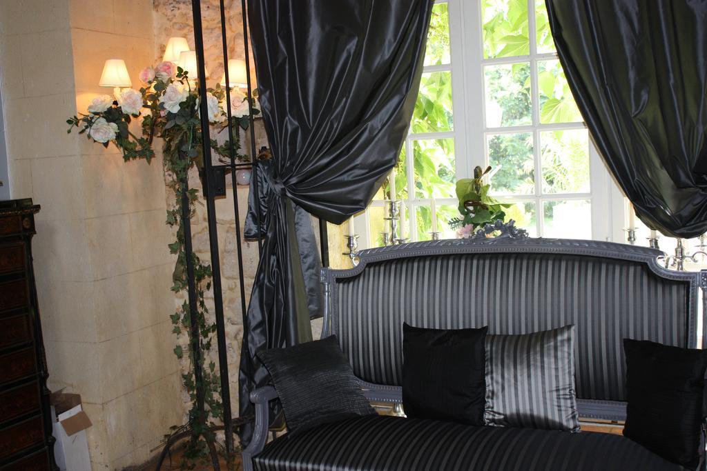 Le Domaine De La Lezardiere B&B Espiet Екстериор снимка