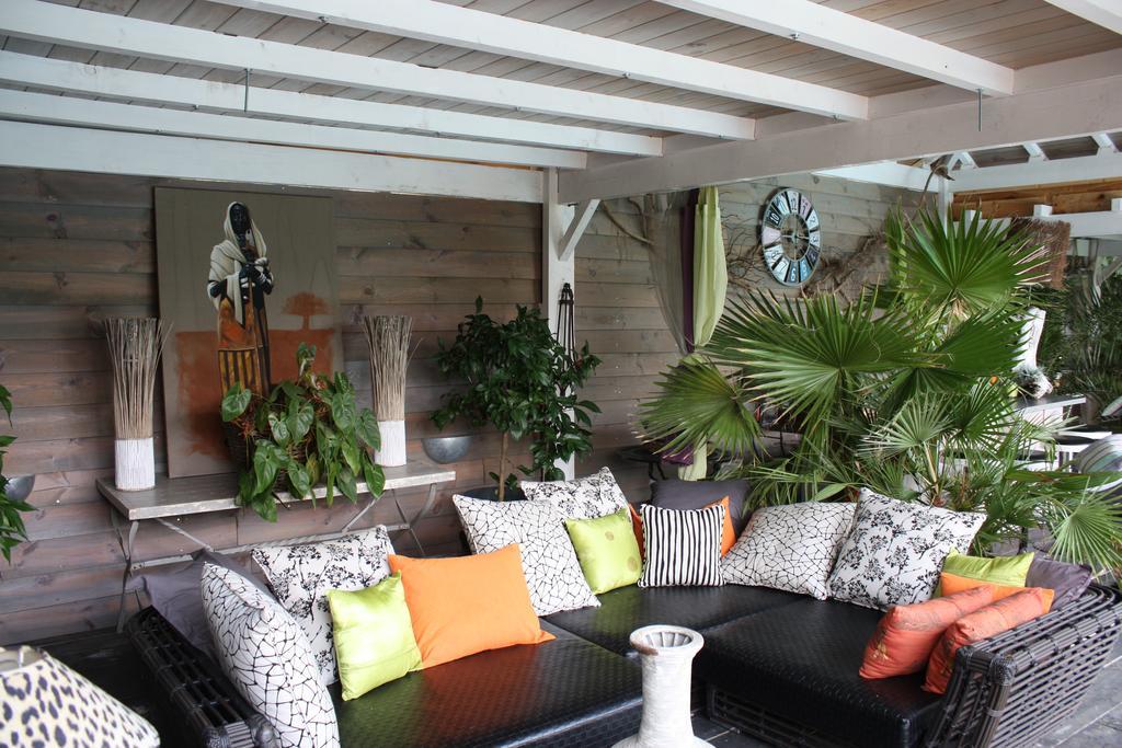 Le Domaine De La Lezardiere B&B Espiet Екстериор снимка